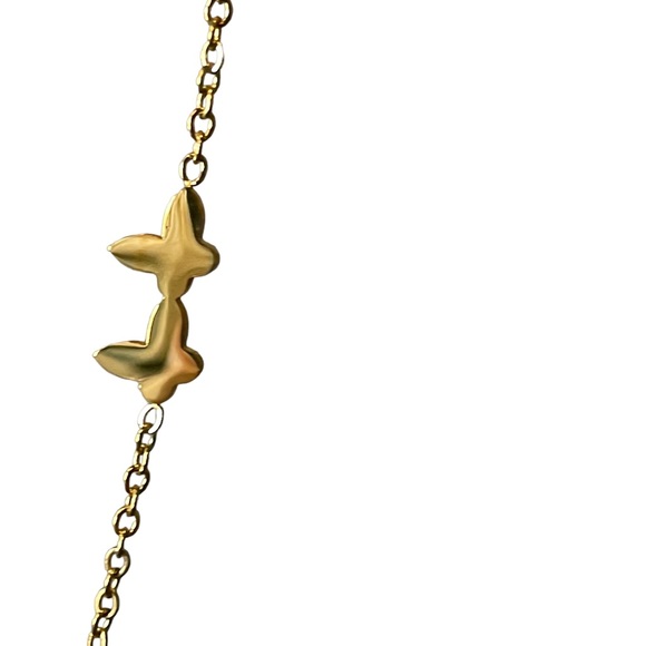 Mother of Pearl Butterfly Necklace - Picture 8 of 9